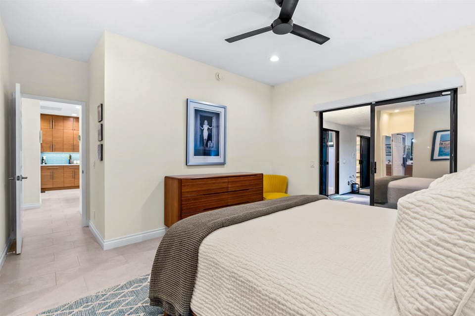 Spacious primary bedroom with sitting area