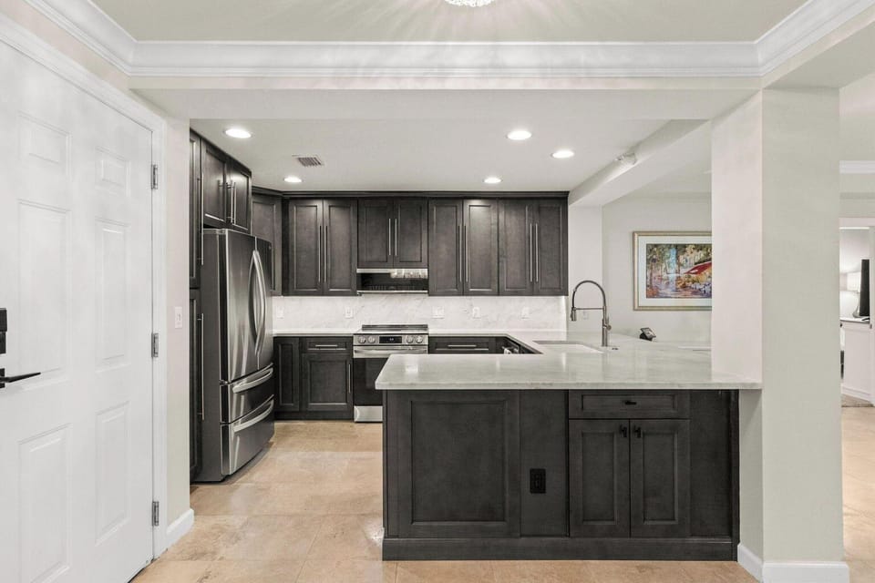 Full Kitchen