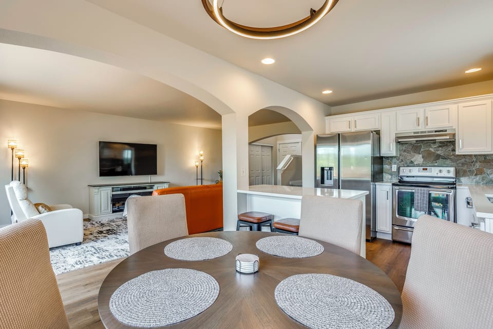House (3 Bedrooms) | Interior