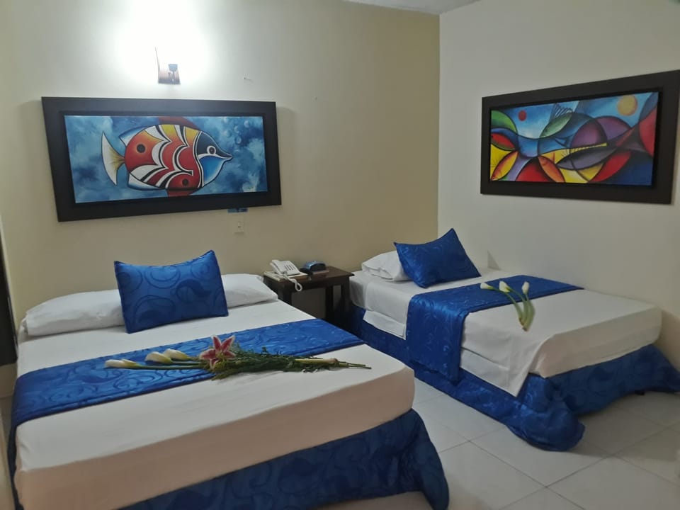 Double Room | Desk, rollaway beds (surcharge), WiFi (free), bed sheets