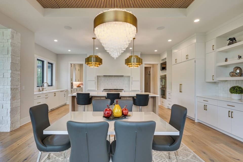 House (4 Bedrooms) | Interior
