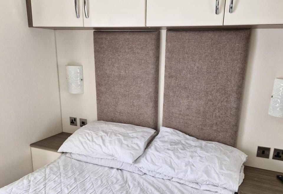 3 bedrooms