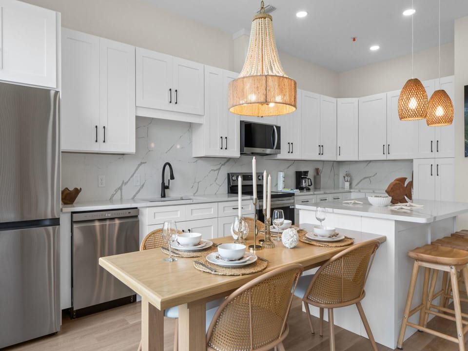 Kitchen - Island - Dining Area - Second Floor