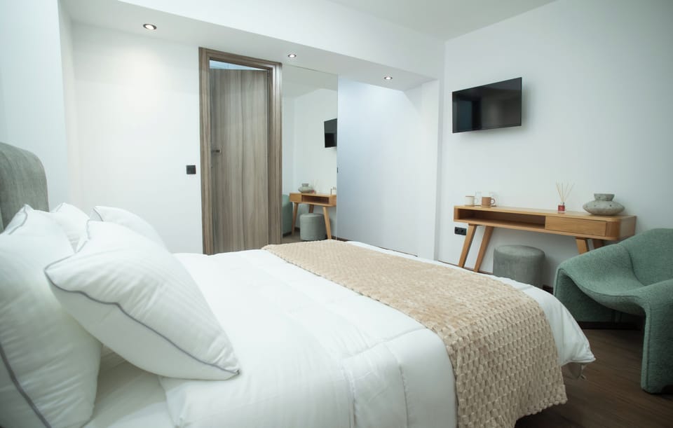Superior Double Room | Blackout drapes, iron/ironing board, WiFi (free)
