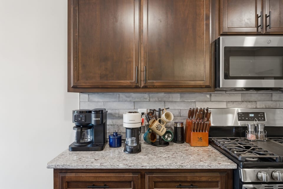 House, 3 Bedrooms | Private kitchen | Fridge, oven, coffee/tea maker, toaster