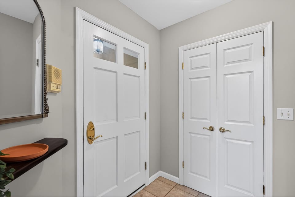Condo, 3 Bedrooms | Interior