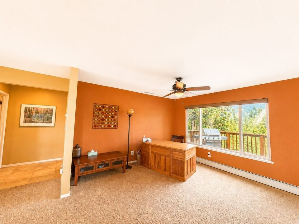upstairs desk space