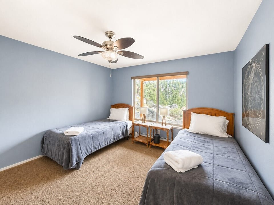 downstairs twin room