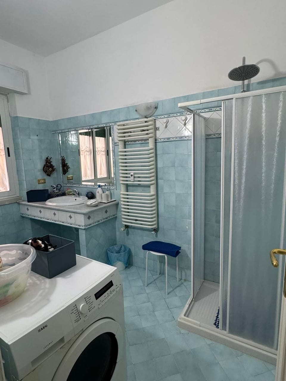 Comfort Triple Room | Bathroom | Shower, towels, soap, toilet paper