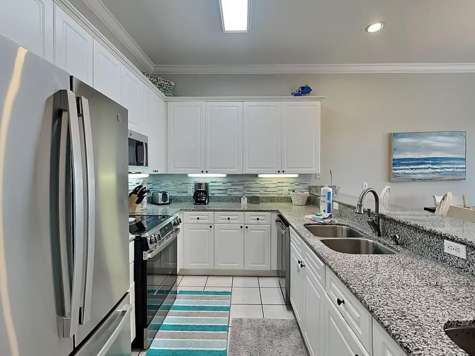 Condo, Multiple Beds (Seascape Golf Villas 407) | Private kitchen