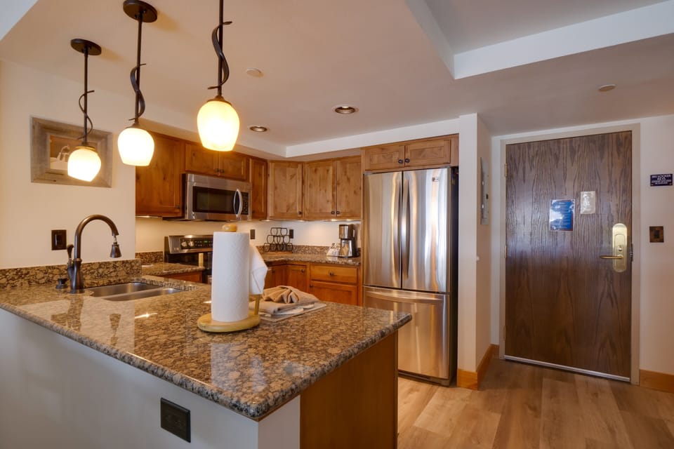 Indoors, Floor, Flooring, Hardwood, Kitchen