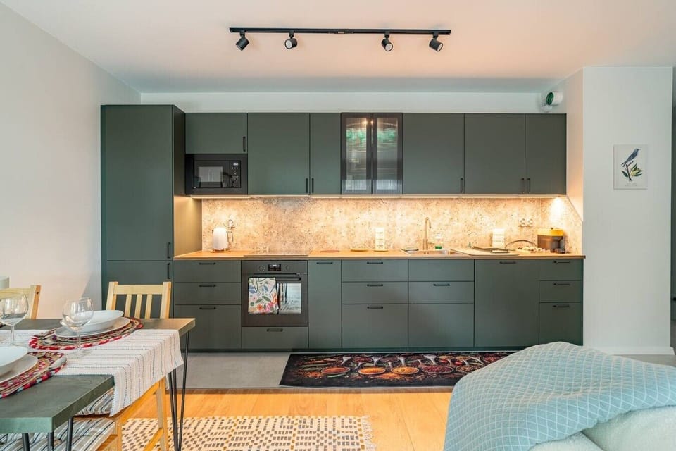 Modern Apartment in Kraków | Book Now with RENTUJEMY