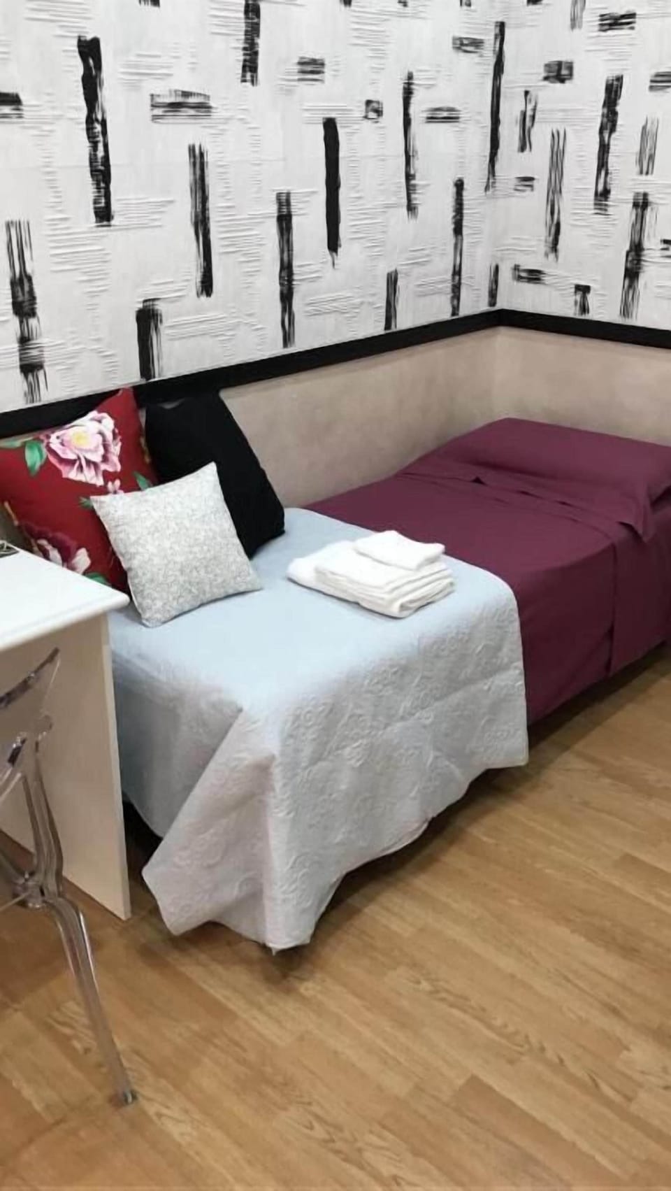 Family Double or Twin Room, Balcony | In-room safe, desk, blackout drapes, WiFi (free)