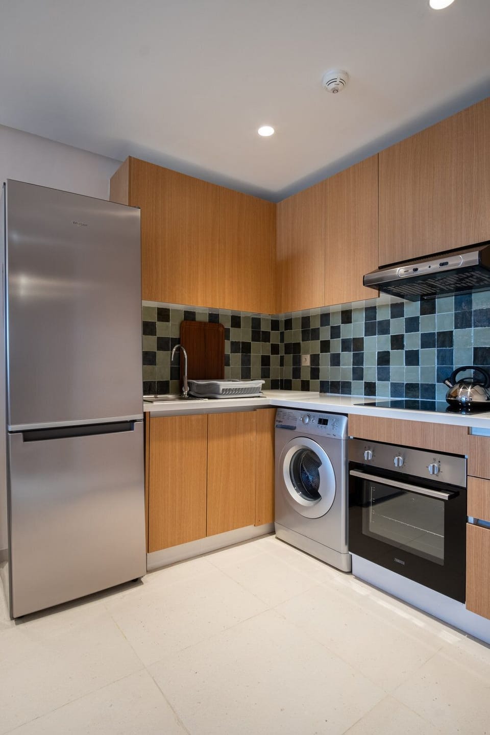 Fridge, oven, cookware/dishes/utensils