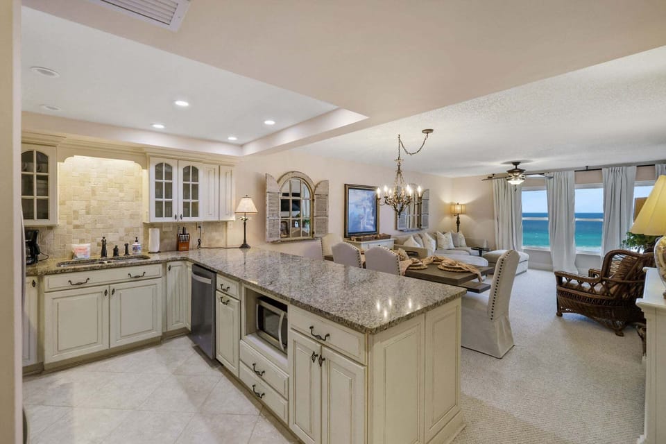 Condo, Multiple Beds, Beach View (Sand Dollar III-402) | Private kitchen