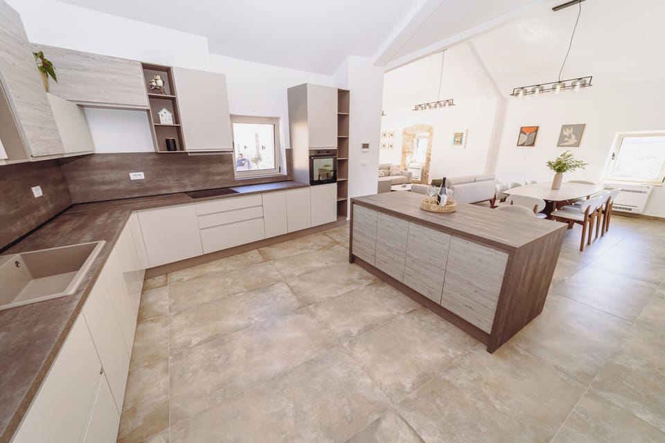 Traditional House, Garden View | Private kitchen | Espresso maker, coffee/tea maker, electric kettle