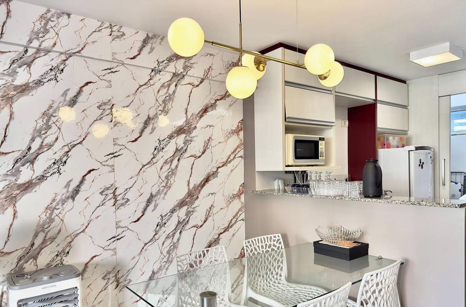 Basic Apartment | Dining