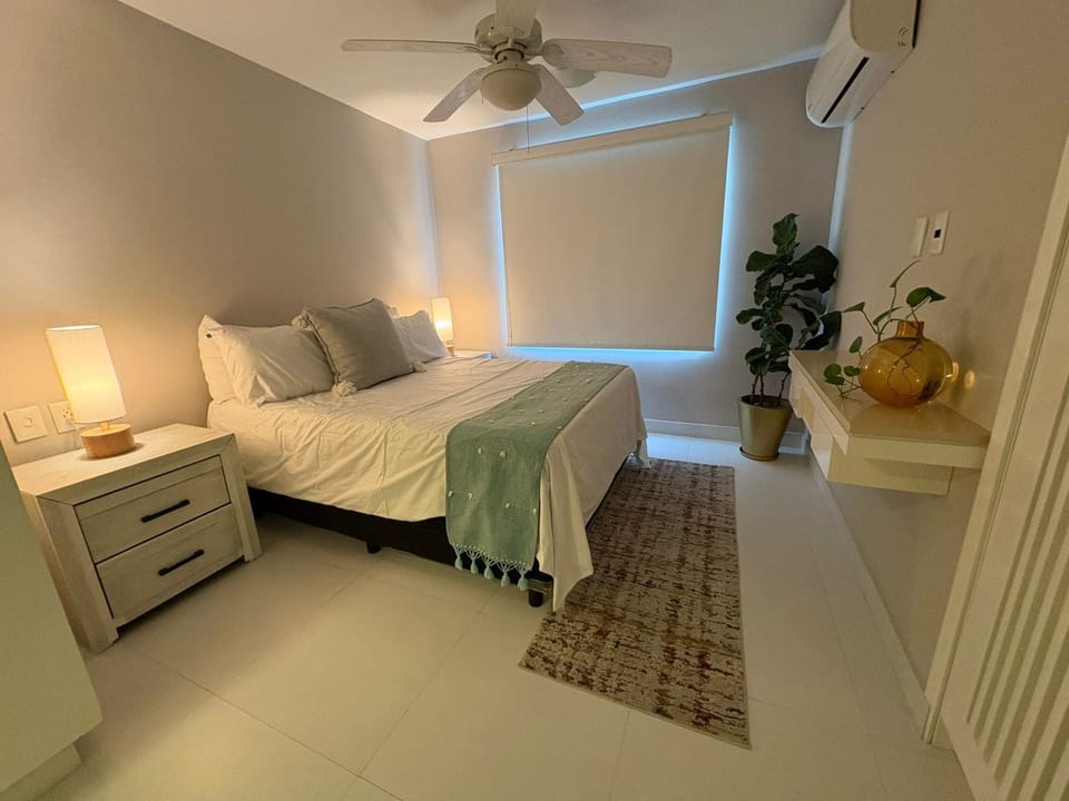 Comfort Condo | Iron/ironing board, free WiFi