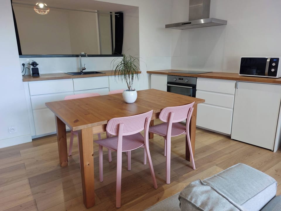 Comfort Apartment | Private kitchen | Espresso maker, coffee/tea maker, electric kettle, toaster