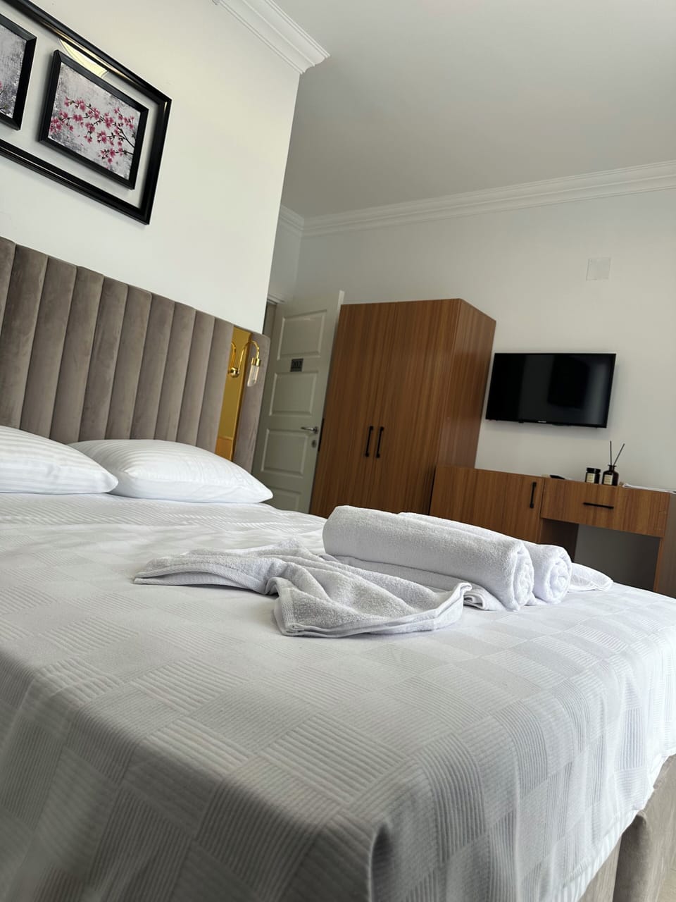 Basic Quadruple Room, Sea View | Minibar, free WiFi