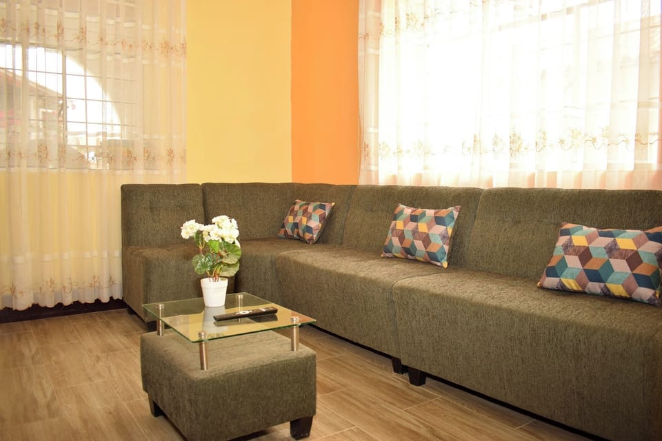 Family Apartment, Patio, Mountain View | Living area