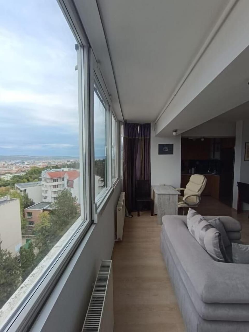 Panoramic Apartment, Balcony, City View | Living area