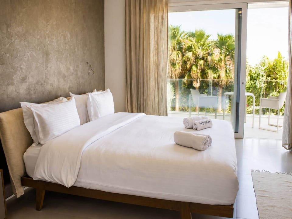 Villa, 4 Bedrooms, Accessible, Smoking | 4 bedrooms