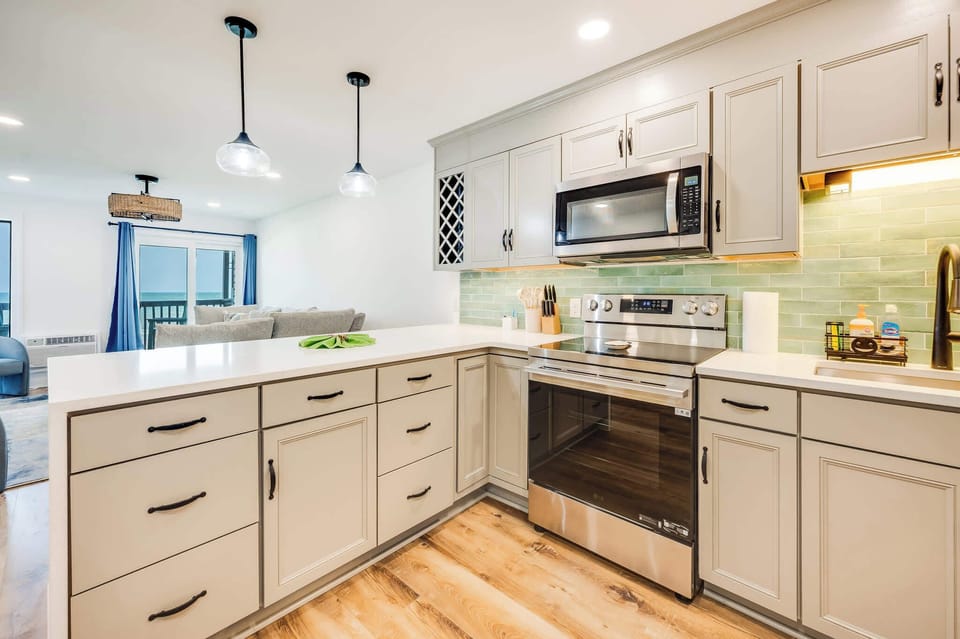Fully Equipped Kitchen for Your Stay
