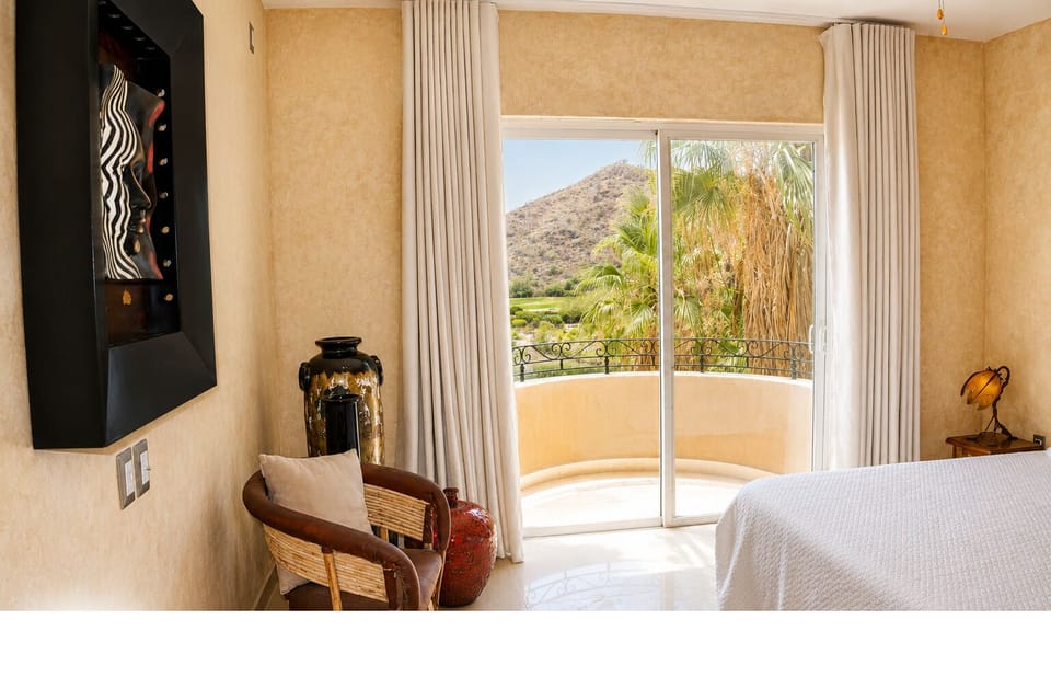 Bedroom king bed / AC /  Ceiling fan / Balcony con spectacular view