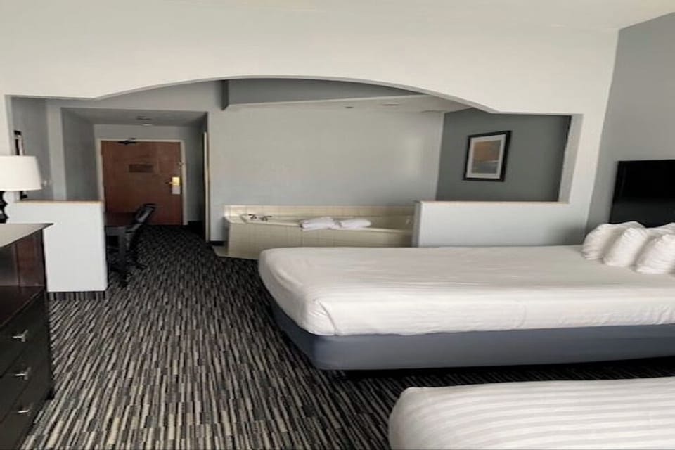 Slip into the in-room whirlpool after a long day.