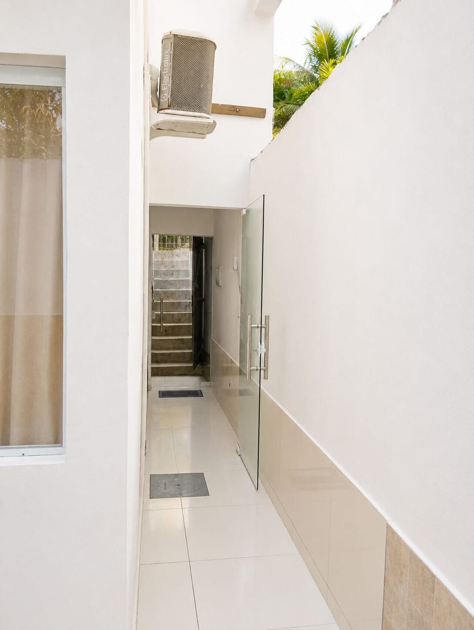 Basic House, Patio | Interior
