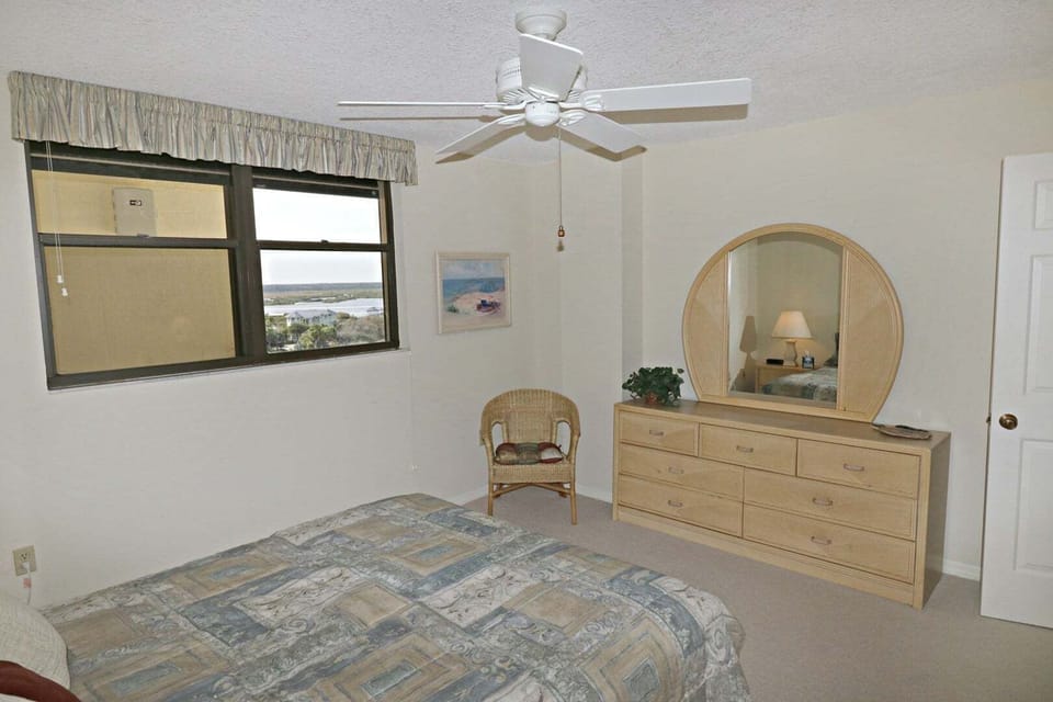 St. Augustine Ocean Front Rentals Guest Bedroom