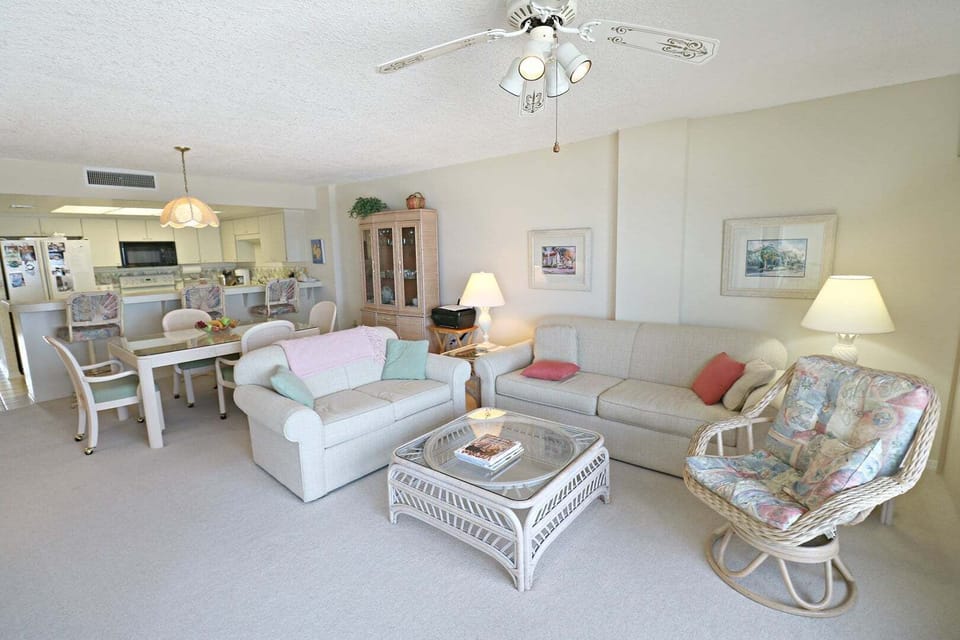 St. Augustine Beach Vacation Rentals Living Room