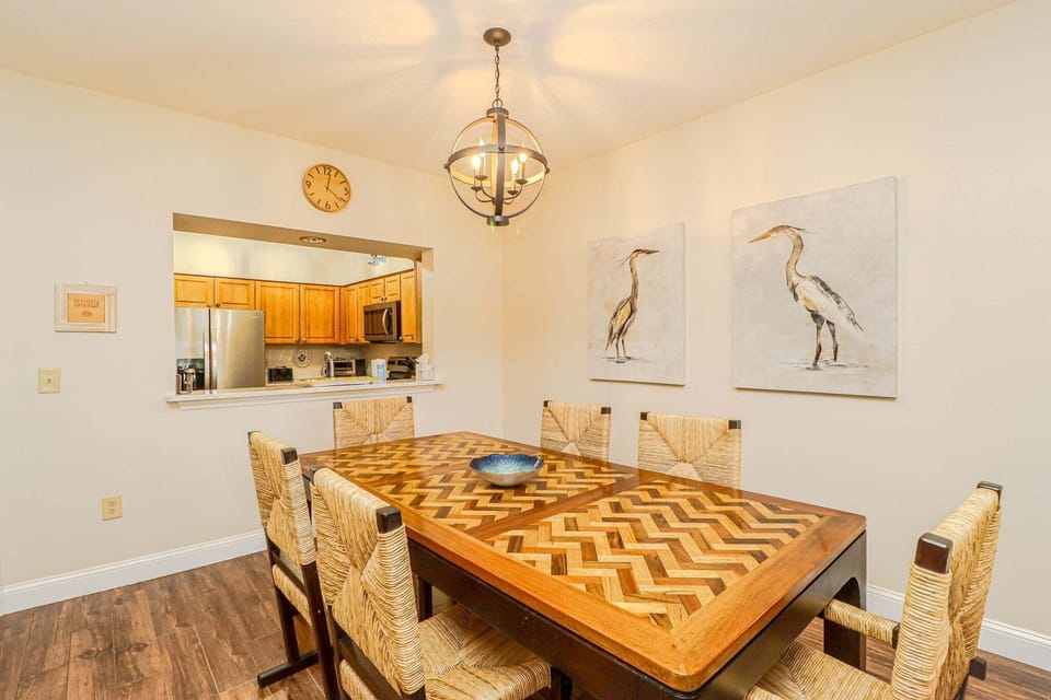 St. Augustine Beach Rentals Dinning Room