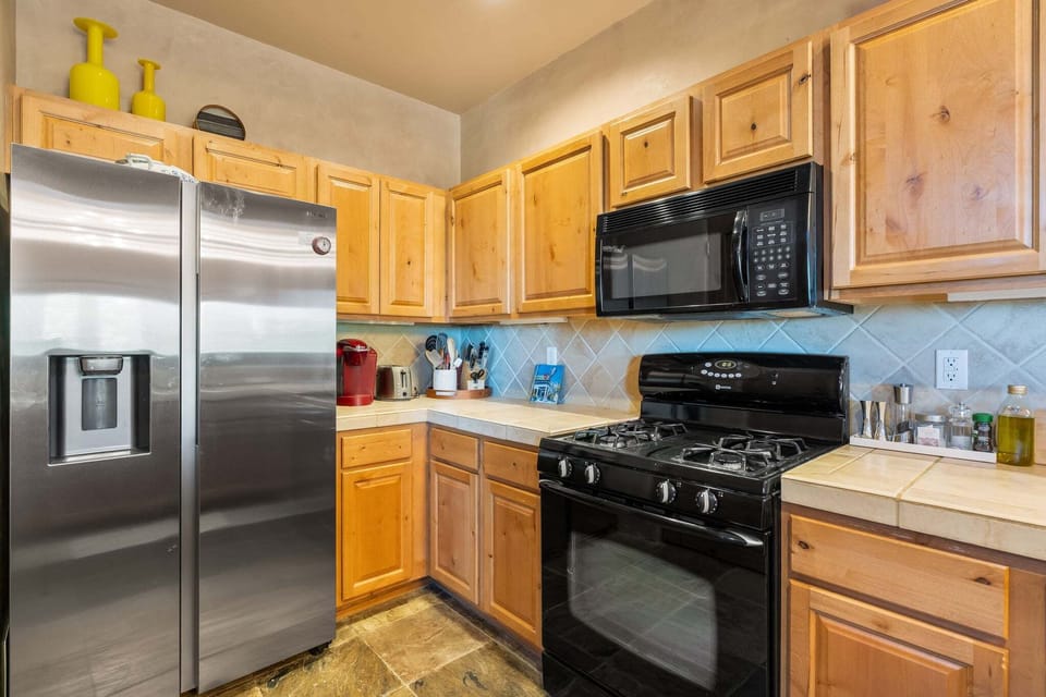 Full Kitchen
