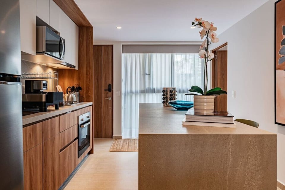 Full kitchen, real appliances, no excuses