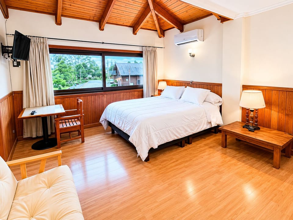 Classic Double Room, City View | In-room safe, desk, WiFi (free)