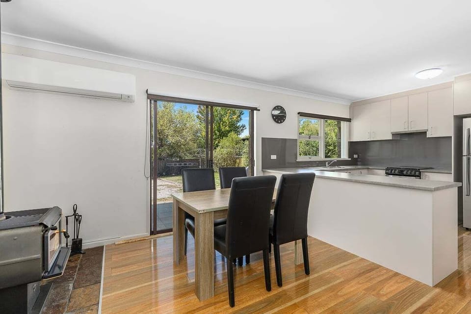 Main house Dining, kitchen
