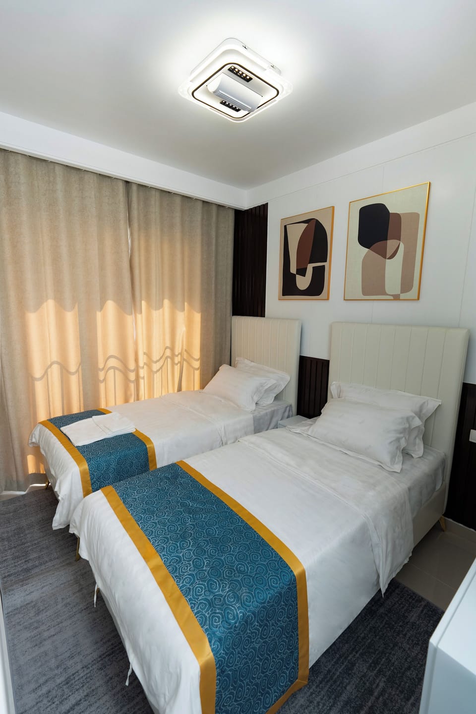 Studio Twin Room | Free WiFi
