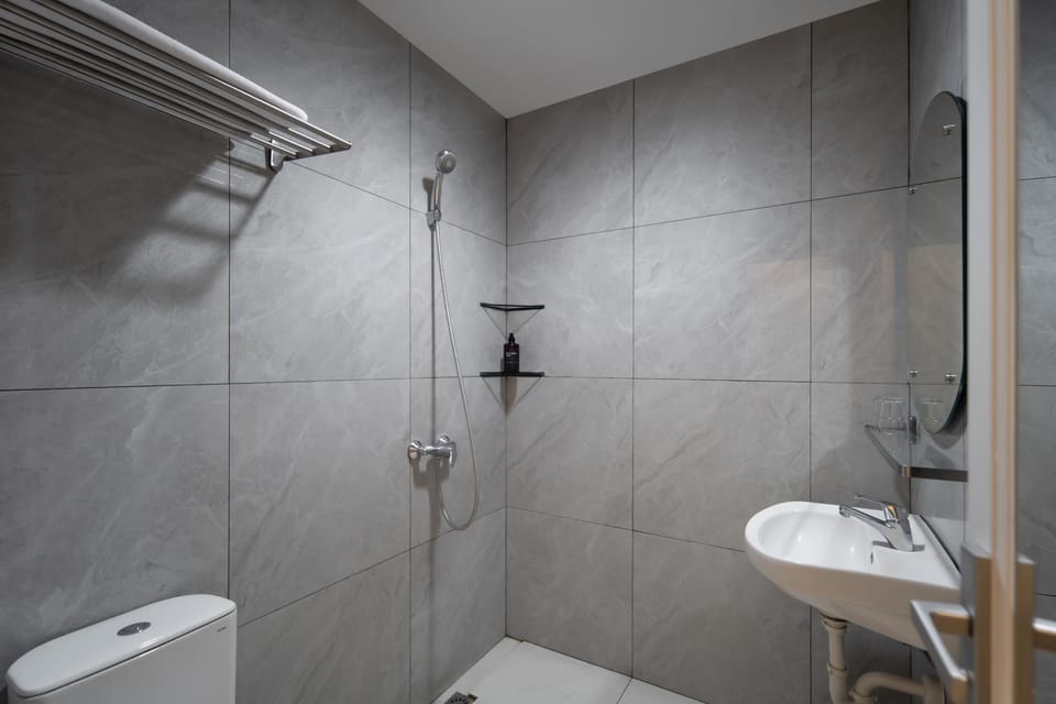 Premium Room | Bathroom
