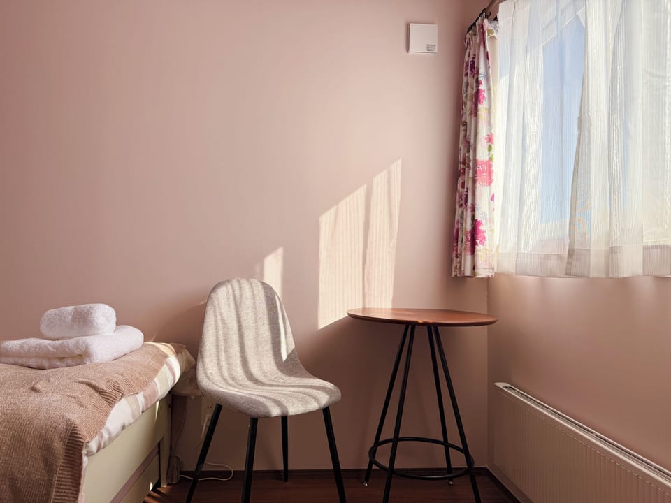House | WiFi (free)