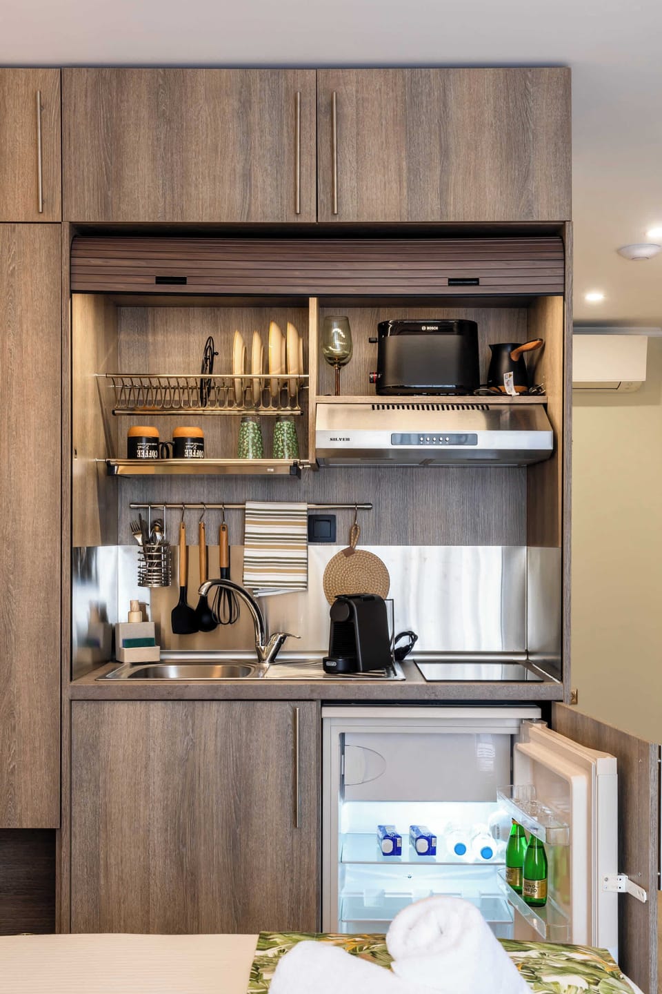 Interior space - View of the kitchen area 