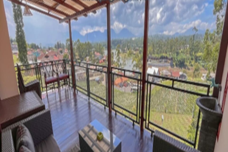 Villa, Lanai | Property grounds