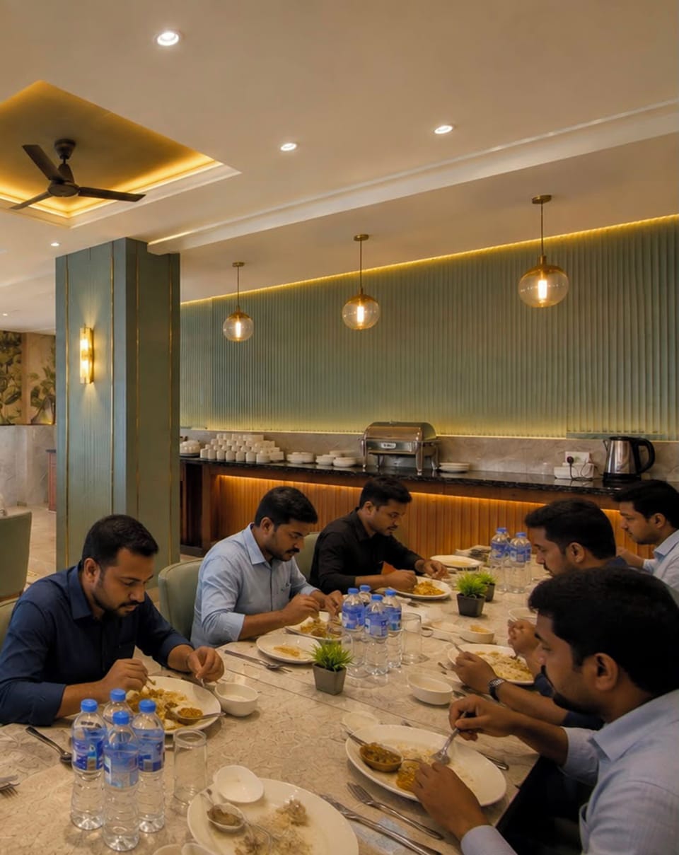 Free daily buffet breakfast