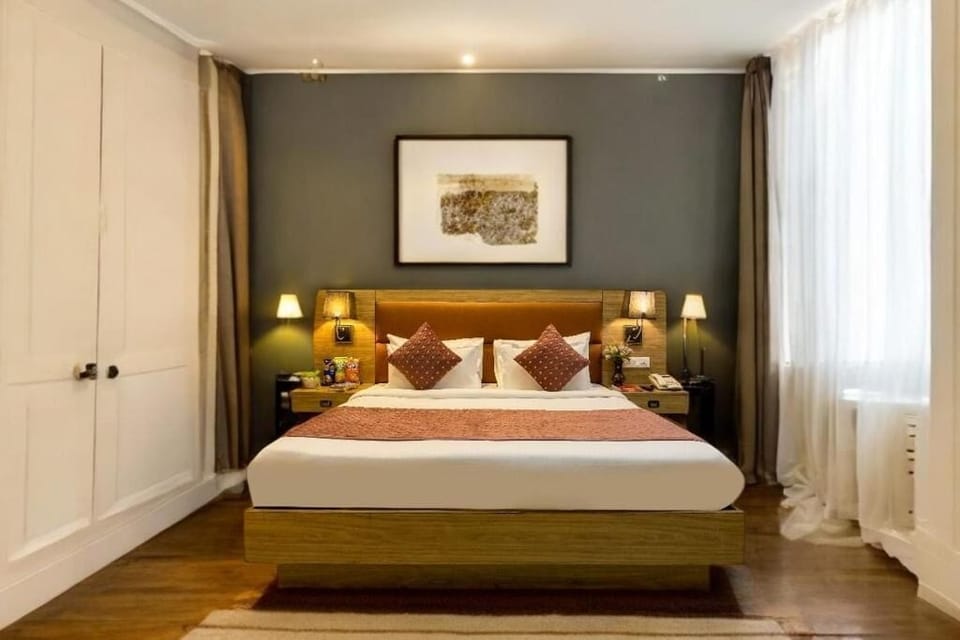 Family Apartment, City View | In-room safe, iron/ironing board, WiFi (free)