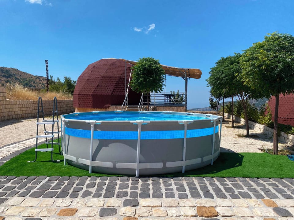 Private pool