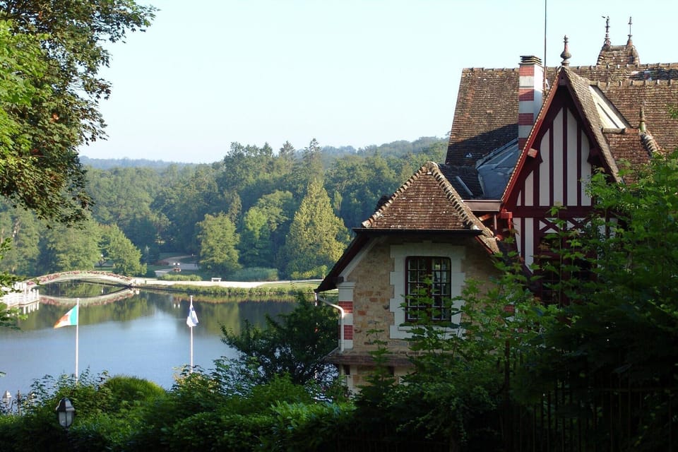 Surroundings [summer] (1-5 km)