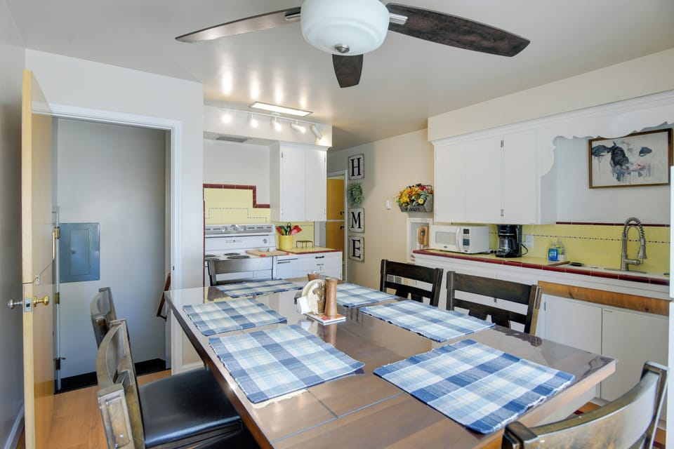 Dining Area | Main Level