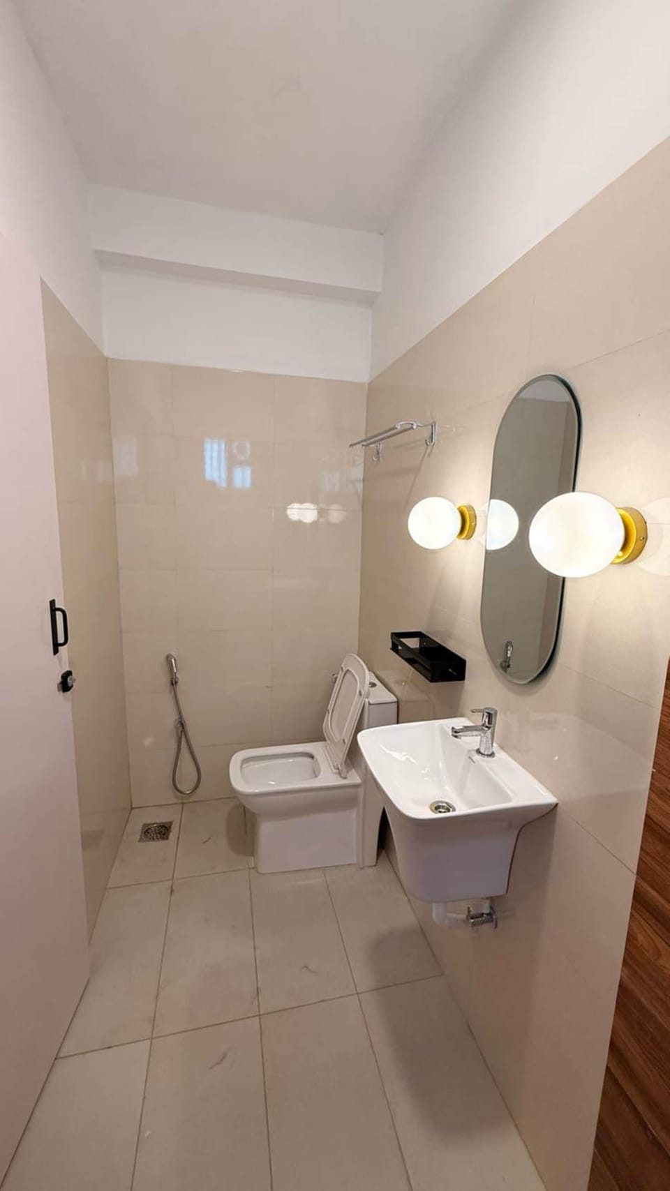 Deluxe Room | Bathroom
