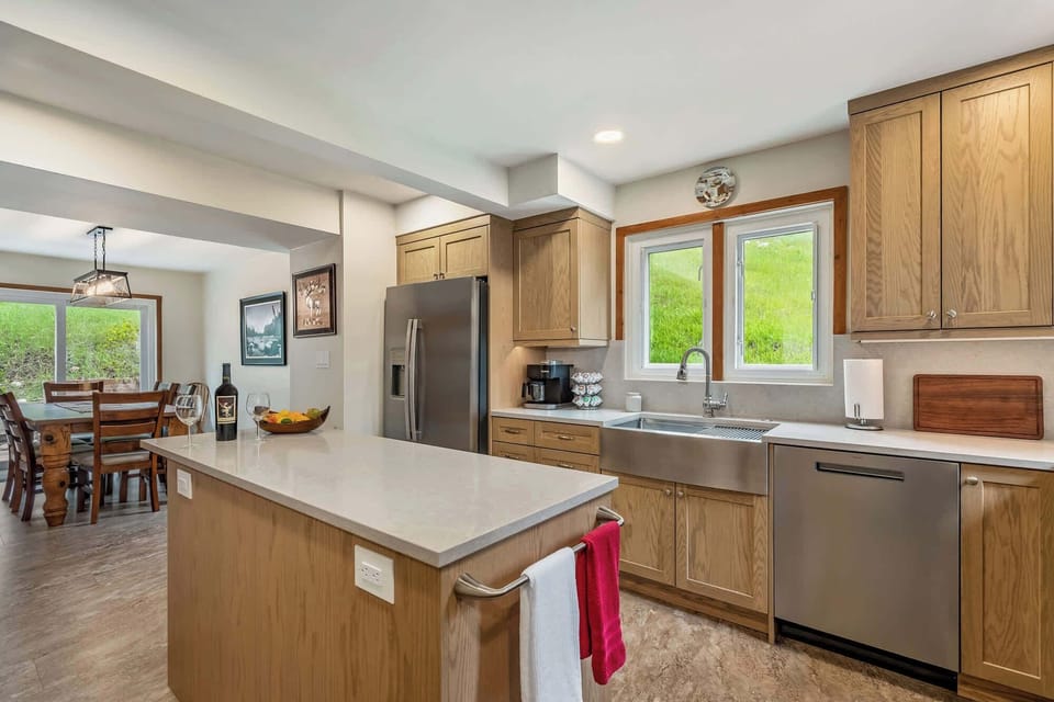 Townhome, Multiple Beds, Mountain View (Vail Casolar) | Private kitchen | Coffee/tea maker